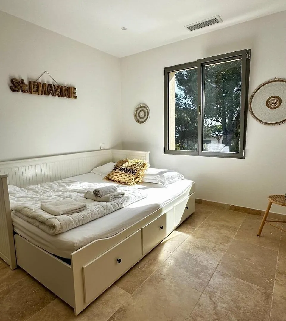 Holiday home Les Terrasses De La Vallee Les Issambres